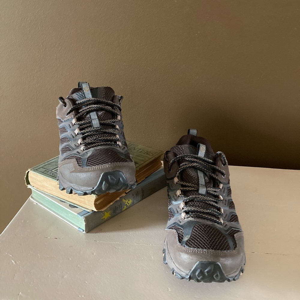 Men’s Merrell Vibram shoes